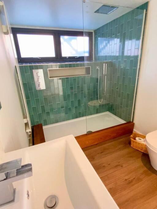 Houseboat Eleuthera Бембридж Екстериор снимка