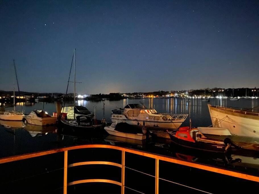 Houseboat Eleuthera Бембридж Екстериор снимка